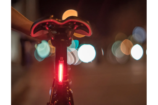 Мигалка задня Knog Plus Rear 20 Lumens Black Мигалка задня Knog Plus Rear 20 Lumens Black