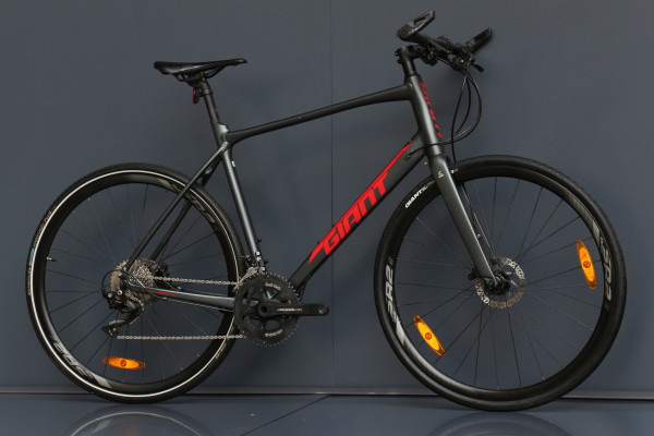 Міський велосипед Giant FastRoad SL 1 2020 105 L Міський велосипед Giant FastRoad SL 1 2020 105 L