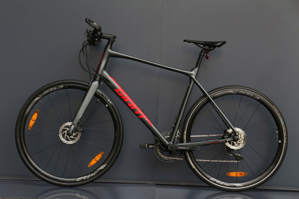 Міський велосипед Giant FastRoad SL 1 2020 105 L Міський велосипед Giant FastRoad SL 1 2020 105 L