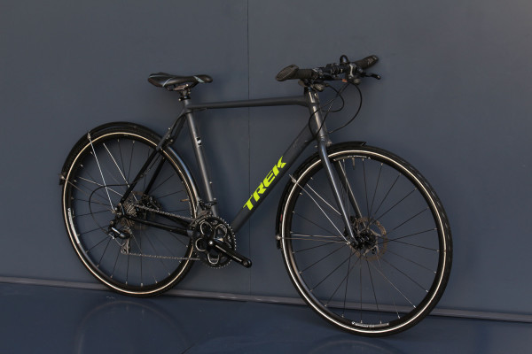 Міський велосипед Trek Zektor 3 105 gray n green Міський велосипед Trek Zektor 3 105 gray n green