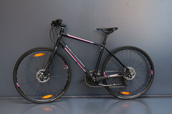 Міський велосипед Specialized Vita black n pink Міський велосипед Specialized Vita black n pink