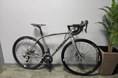 Гравійний велосипед Trek Boone 7 Carbon gray