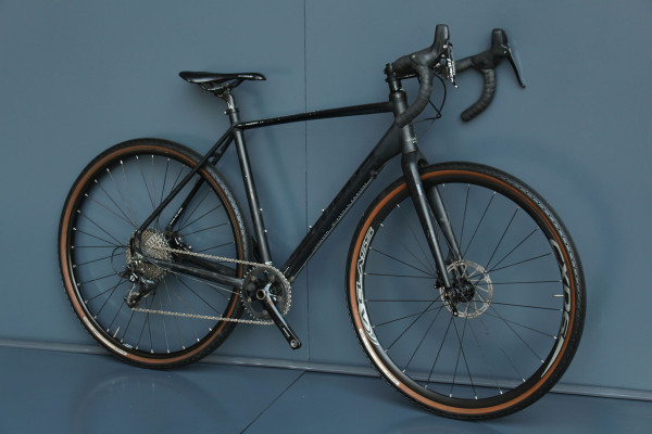 Гравійний велосипед Serious Gravix Sram Apex Panaracer black Гравійний велосипед Serious Gravix Sram Apex Panaracer black