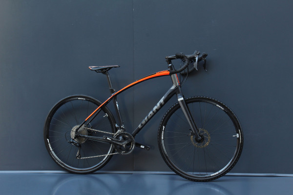 Гравійний велосипед Giant Any Road Sora Гравійний велосипед Giant Any Road Sora
