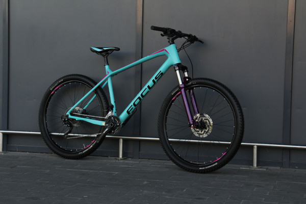 Гірський велосипед Focus Raven LTD Carbon blue 27.5 Гірський велосипед Focus Raven LTD Carbon blue 27.5