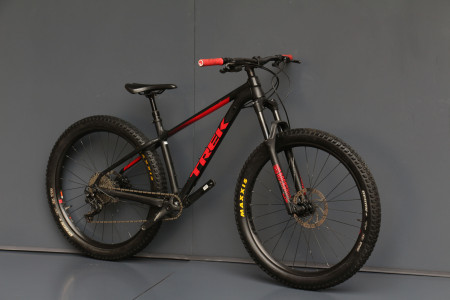 Гірський велосипед Trek Roscoe 7 black n red