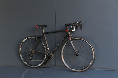 Шосейний велосипед Scott CR1 10 Carbon Шосейний велосипед Scott CR1 10 Carbon