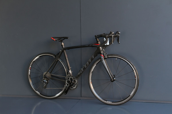 Шосейний велосипед Scott CR1 10 Carbon Шосейний велосипед Scott CR1 10 Carbon