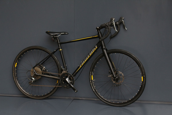 Шосейний велосипед Nishiki Allroad Tiagra yellow Шосейний велосипед Nishiki Allroad Tiagra yellow