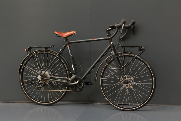 Гравійний велосипед Manufaktura Randonneur Red 105 (Brooks) Гравійний велосипед Manufaktura Randonneur Red 105 (Brooks)
