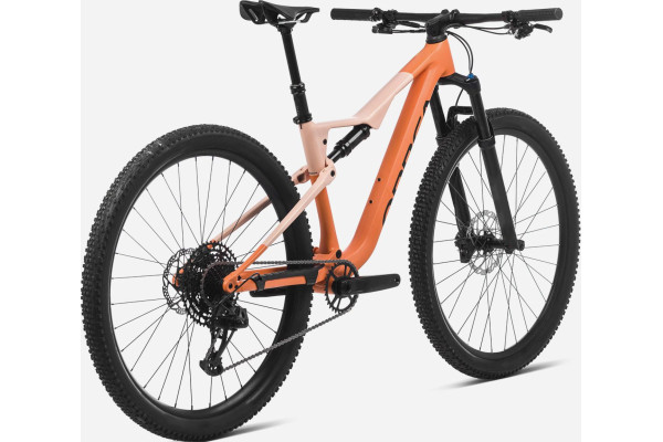 Велосипед ORBEA OIZ H30 L Apricot Orange-Limestone Beige (Matt) Велосипед ORBEA OIZ H30 L Apricot Orange-Limestone Beige (Matt)
