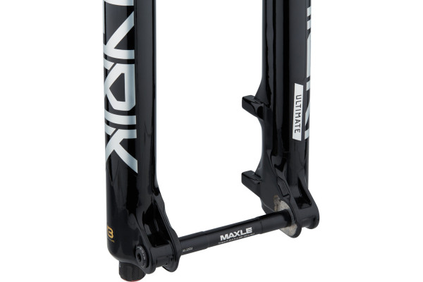 Вилка RockShox Lyrik Ultimate Charger 3 RC2 - Crown 27.5" Boost™ 15x110 160mm Gloss Black Alum Str Tpr 44offset DebonAir+ (includes Bolt On Fender,2 Btm Tokens, Star nut & Maxle Stealth) D1 Вилка RockShox Lyrik Ultimate Charger 3 RC2 - Crown 27.5" Boost™ 15x110 160mm Gloss Black Alum Str Tpr 44offset DebonAir+ (includes Bolt On Fender,2 Btm Tokens, Star nut & Maxle Stealth) D1