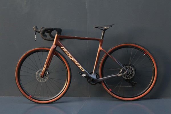 Гравійний карбоновий велосипед Megamo SILK 10 2024.Новий Sram Apex 12s Гравійний карбоновий велосипед Megamo SILK 10 2024.Новий Sram Apex 12s